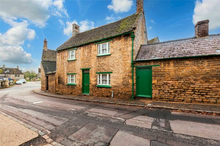 3 Bedroom Country House For Sale In Park Street, King's Cliffe, Peterborough, PE8