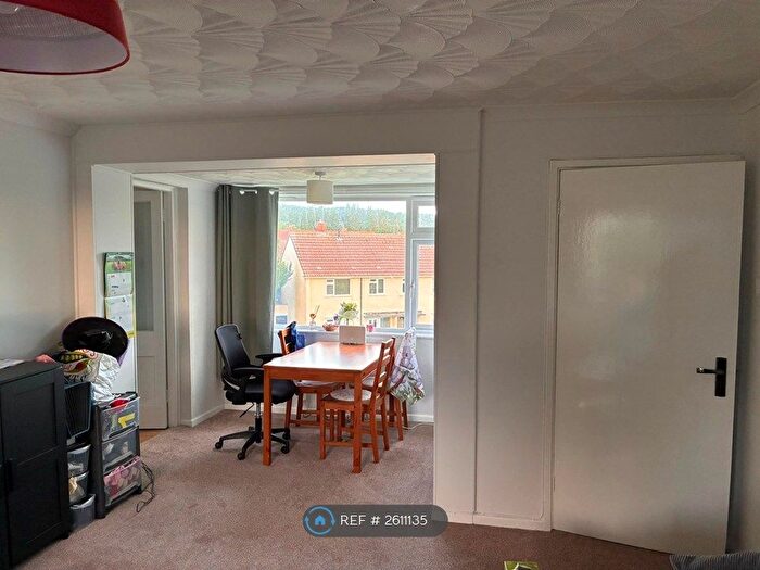 2 Bedroom Flat To Rent In Williton Crescent, Weston-Super-Mare, BS23