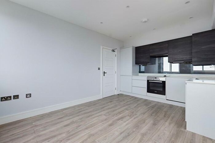 1 Bedroom Apartment To Rent In Sandgate Road, Folkestone, CT20