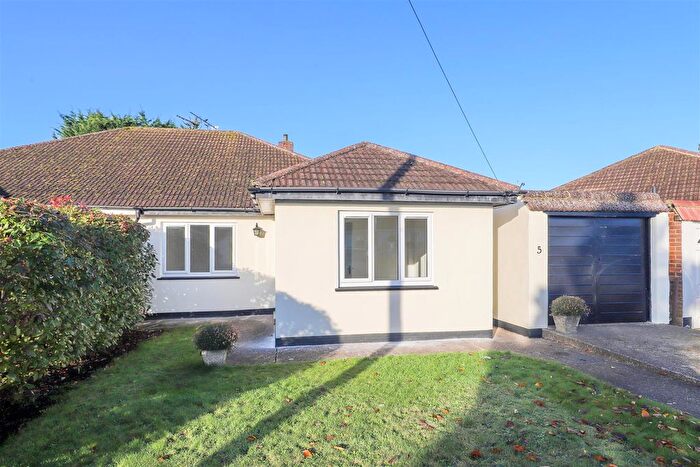 3 Bedroom Semi-Detached Bungalow For Sale In Hall Drive, Harefield, Uxbridge, UB9