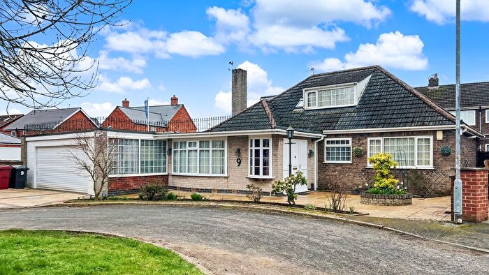 4 Bedroom Detached Bungalow For Sale In Ash Grove, Messingham, DN17