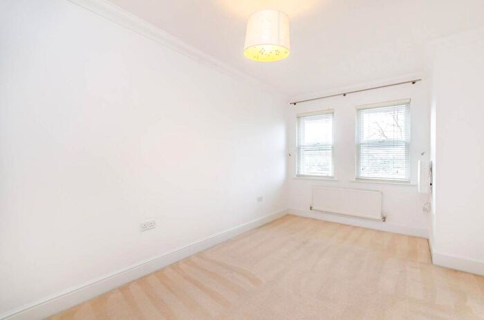 5 Bedroom House To Rent In Banchory Road, Blackheath, London, SE3