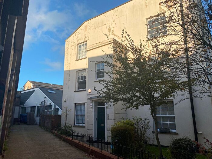 1 Bedroom Flat To Rent In Bath Buildings, Bristol, BS6