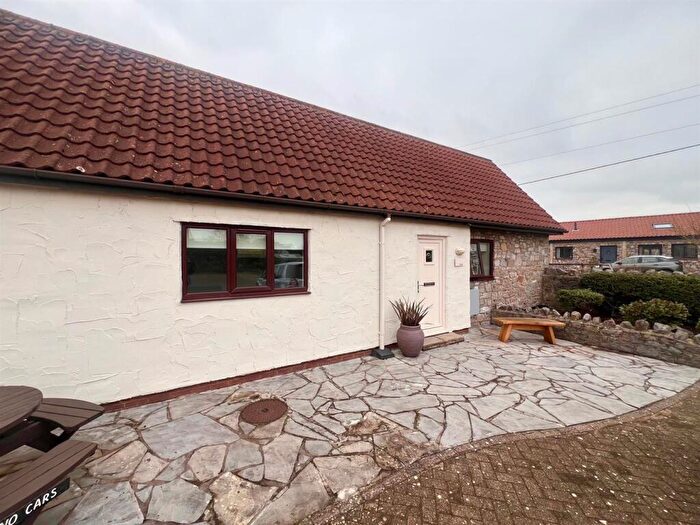 1 Bedroom Semi-Detached Bungalow To Rent In The Stable, Willow Barn, Duck Lane, BS22