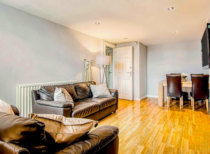 1 Bedroom Property To Rent In Bedroom, Stratford Road, Newcastle Upon Tyne, NE6