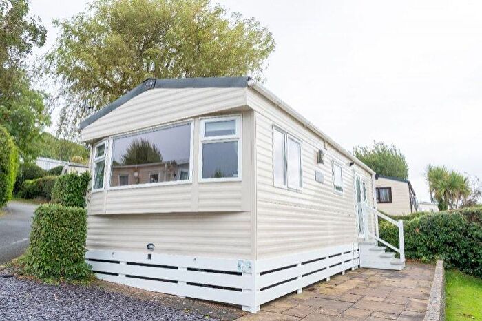 2 Bedroom Caravan For Sale In Tan Rallt Holiday Park, Rhyd-y-Foel, Abergele, Conwy, LL22
