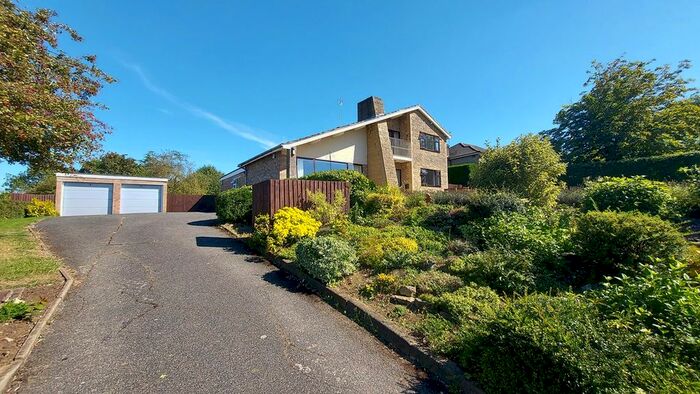 4 Bedroom Detached House For Sale In Manthorpe, Bourne, PE10