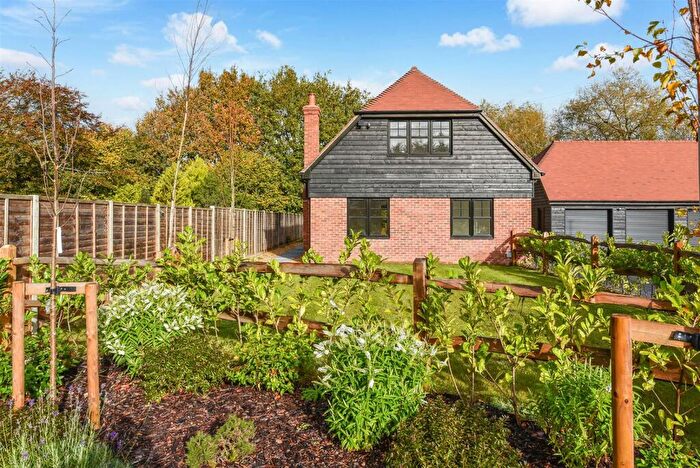 4 Bedroom Detached House For Sale In Westergate Street, Woodgate, Chichester, PO20