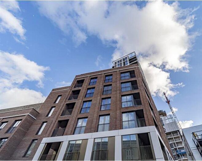 Studio To Rent In Tapestry Way, London, E1