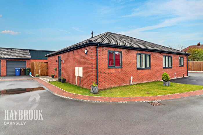 2 Bedroom Semi-Detached Bungalow For Sale In Elm Gardens, Kendray, S70