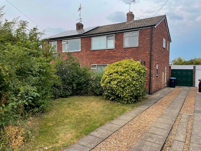 3 Bedroom Semi-Detached House For Sale In Western Drive, Claybrooke Parva, Lutterworth, LE17