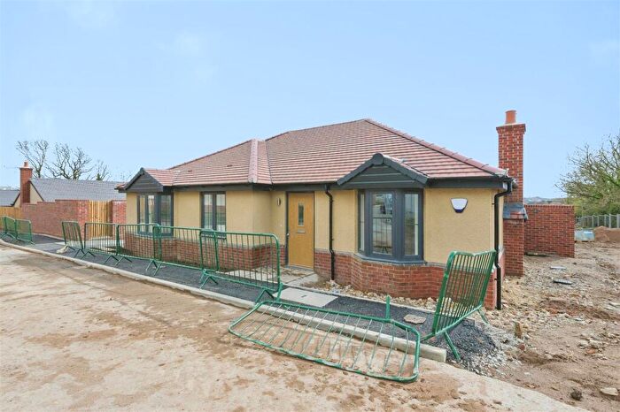 3 Bedroom Detached Bungalow For Sale In Forest Road, Coalville, LE67