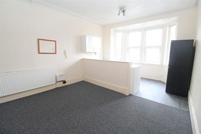1 Bedroom Property To Rent In Cardiff Road, Newport, NP20