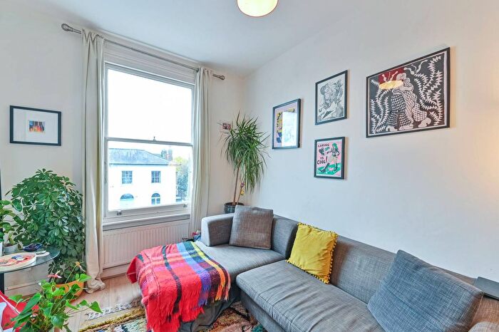 1 Bedroom Flat For Sale In Acre Lane, Clapham North, London, SW2
