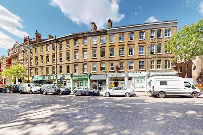 Flat To Rent In Upper Street, Islington, N1
