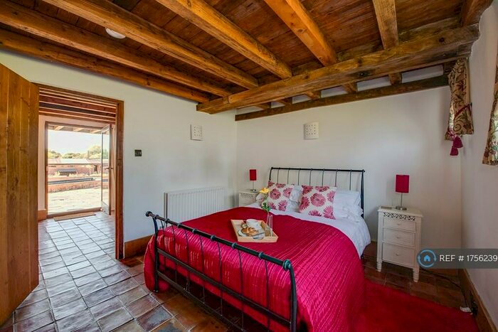 1 Bedroom Terraced House To Rent In The Old Barns, Hampshire, SO20