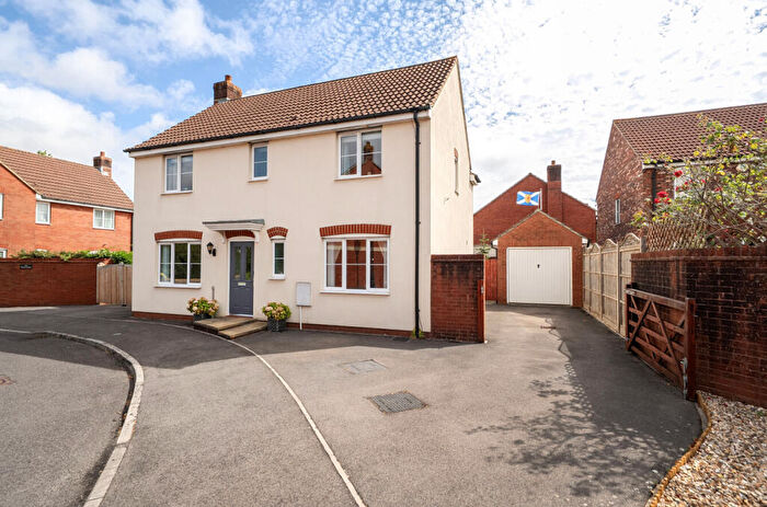 4 Bedroom Detached House For Sale In Dore Close, Yeovil, Somerset, BA21