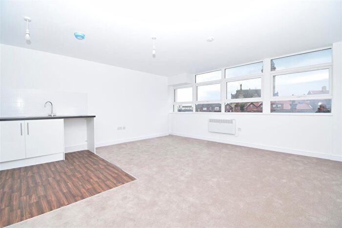 1 Bedroom Flat To Rent In Flat, Trend House, Northgate, Wakefield, - One Bedroom, WF1