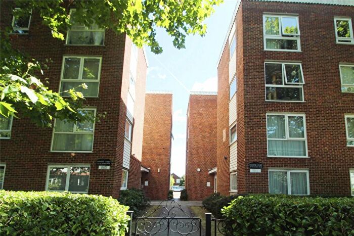 1 Bedroom Flat To Rent In St. James Road, Sutton, Surrey, SM1