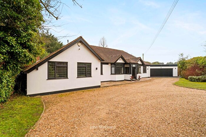 4 Bedroom Detached House For Sale In Barkers Lane, Wythall, Birmingham, B47