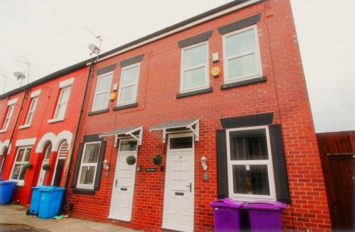 3 Bedroom Town House To Rent In Curate Road, Liverpool, L6