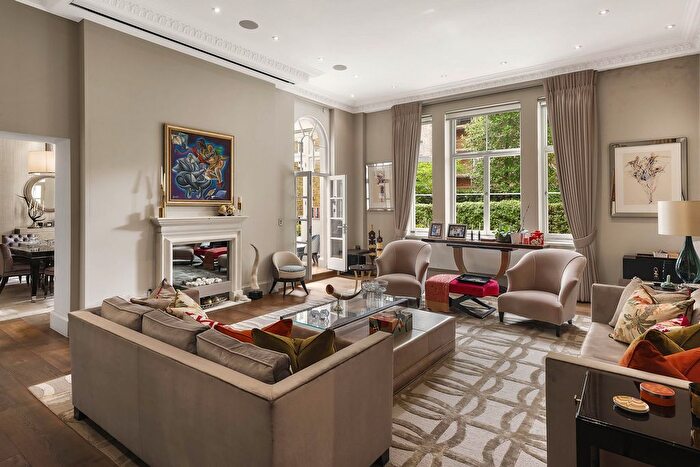 5 Bedroom Flat For Sale In Hyde Park Street, London, W2