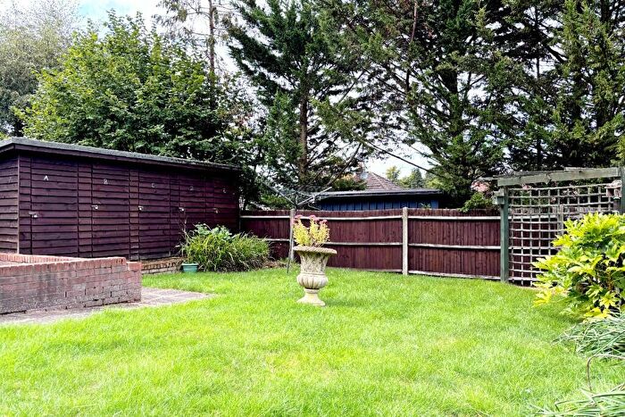1 Bedroom Flat To Rent In Winchester Road, Chandlers Ford, Eastleigh, Hampshire, SO53