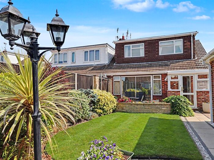 3 Bedroom Semi-Detached Bungalow For Sale In Woodland Road, Hellesdon, Norwich, NR6