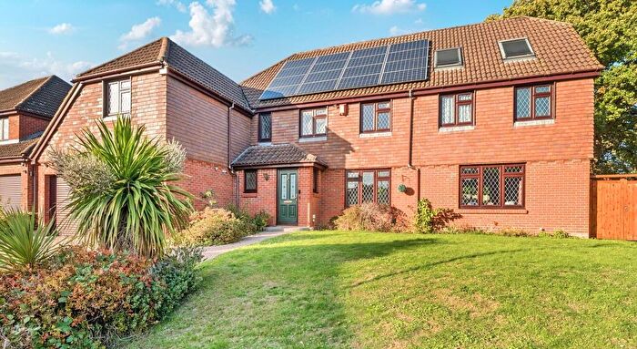 6 Bedroom Detached House For Sale In Guildford Drive, Chandler's Ford, Eastleigh, SO53