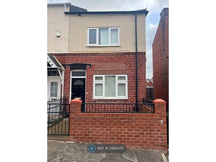 2 Bedroom End Terrace House To Rent In Wellington Street, Goldthorpe, Rotherham, S63