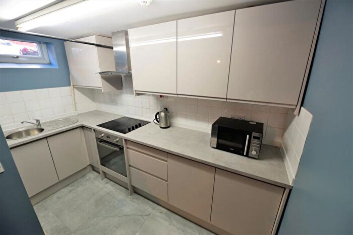 4 Bedroom House To Rent In Harold Walk, LS6