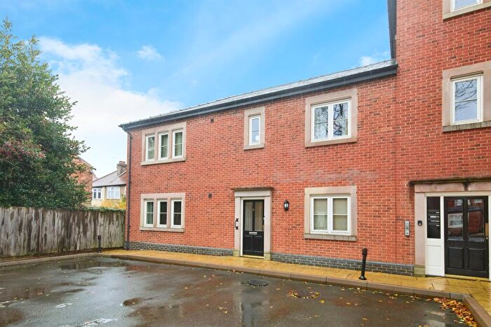 2 Bedroom Flat For Sale In Town Street, Duffield, Belper, DE56