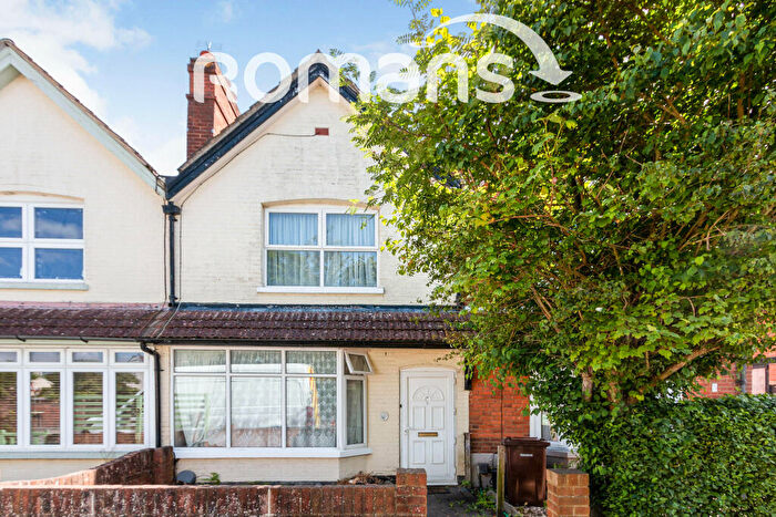 2 Bedroom Terraced House To Rent In Morris Road, Farnborough, GU14