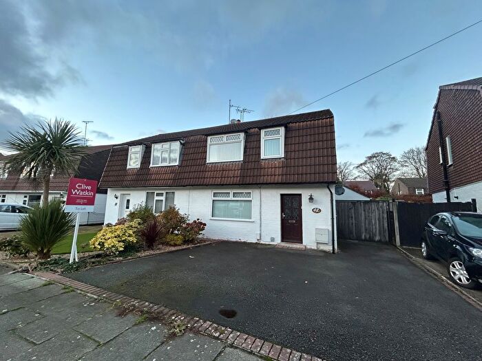 3 Bedroom Semi-Detached House To Rent In Westminster Drive, Wirral, CH62
