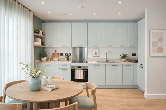 2 Bedroom Apartment For Sale In Belmont Row, Birmingham, B4