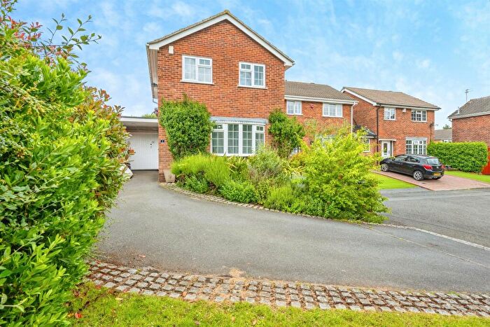 3 Bedroom Detached House For Sale In Wretham Close, Mickleover, Derby, DE3