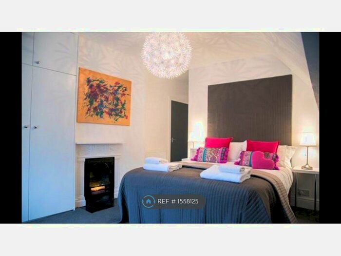 2 Bedroom Flat To Rent In Franklin Road, Harrogate, HG1