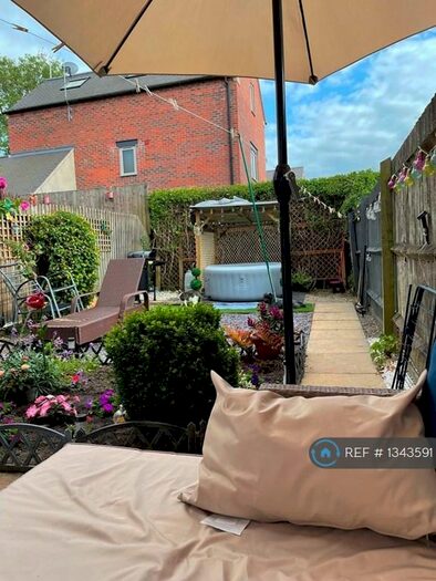 4 Bedroom Terraced House To Rent In St Laurence Gdns, Belper, DE56