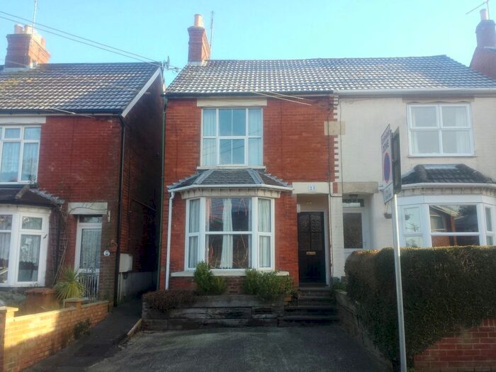 3 Bedroom Semi-Detached House To Rent In Old Winton Road, Andover, SP10