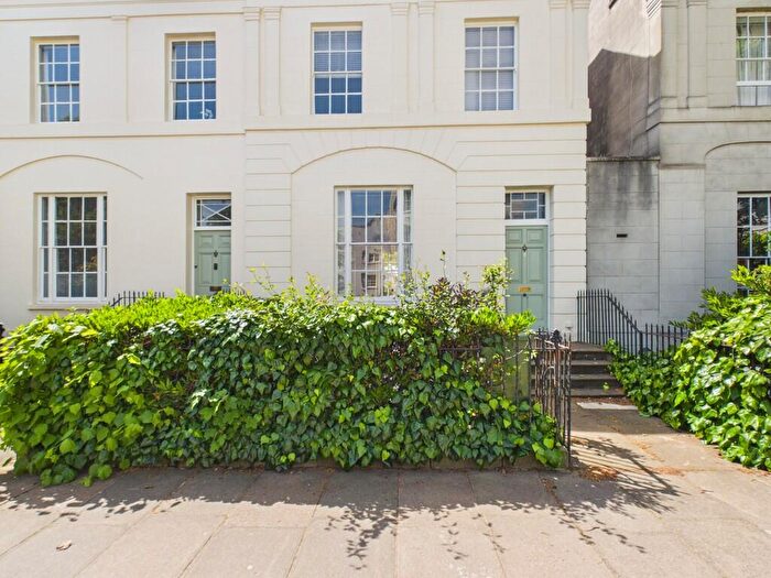 4 Bedroom End Of Terrace House To Rent In Clarence Road, Cheltenham, GL52