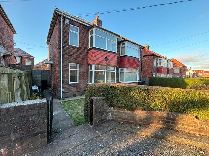 3 Bedroom Semi-Detached House To Rent In Fallodon Gardens, Newcastle Upon Tyne, NE5