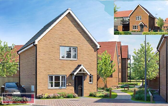 2 Bedroom Property To Rent In Bennett Way, Cambridge, CB22