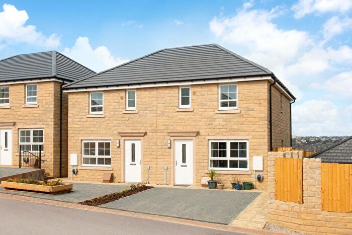 3 Bedroom End Of Terrace House For Sale In Wellhouse Lane, Penistone, Barnsley, South Yorkshire, S36