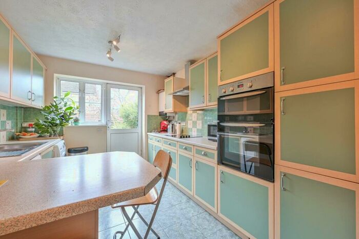 4 Bedroom House For Sale In Ambassador Gardens, Beckton, London, E6