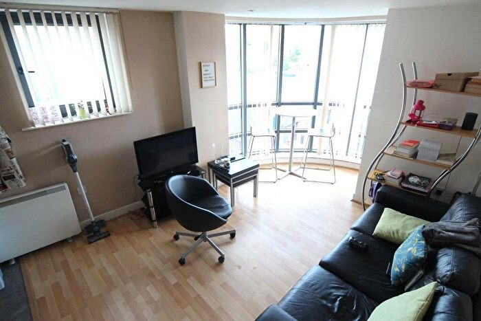 2 Bedroom Apartment To Rent In London Road, Liverpool, Merseyside, L3