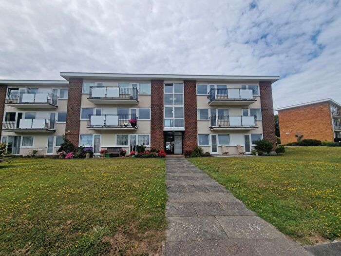 2 Bedroom Flat To Rent In Lord Warden Avenue, Walmer, CT14