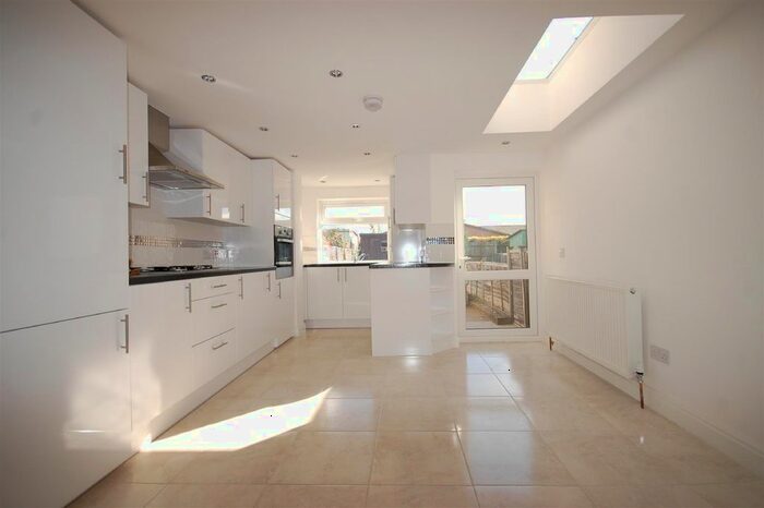 4 Bedroom Property To Rent In All Saints Road, London, SW19