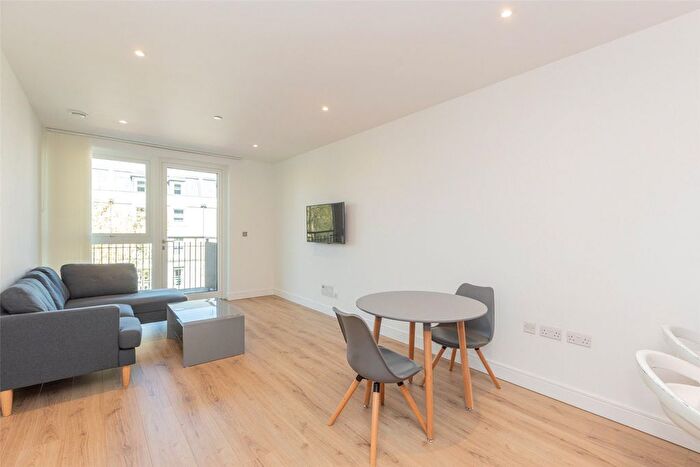 1 Bedroom Flat To Rent In Glenthorne Road, London, W6
