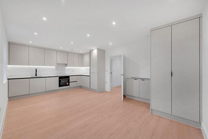 1 Bedroom Flat To Rent In Picardy Road, Belvedere, DA17