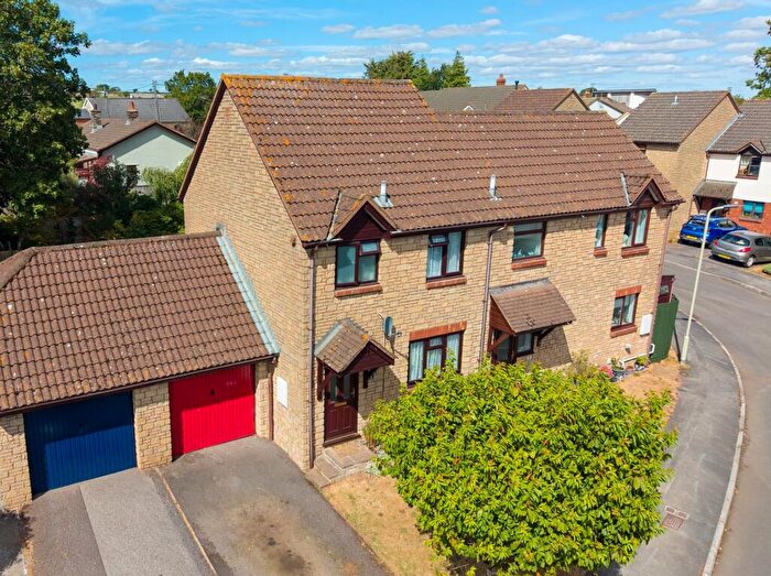 3 Bedroom Semi Detached House For Sale In Churchlands, Bow, EX17